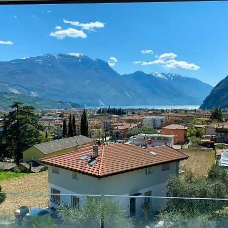 Visioni Lake View Boutique Rooms & Breakfast - Adults Friendly Riva del Garda Exterior photo